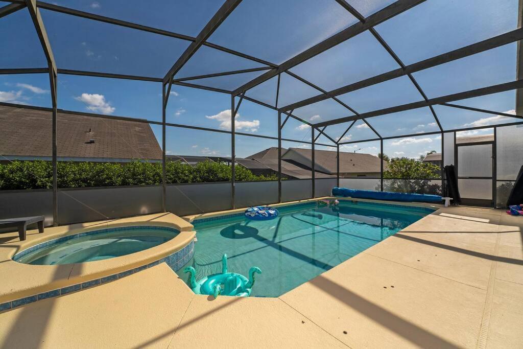 Poolside Orlando Oasis Villa Exterior photo